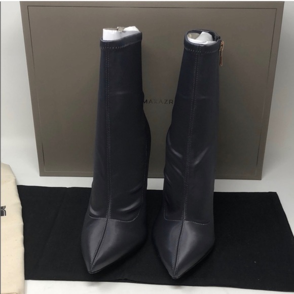 Never Been Worn BCBG MaxAzria - Picture 5 of 6